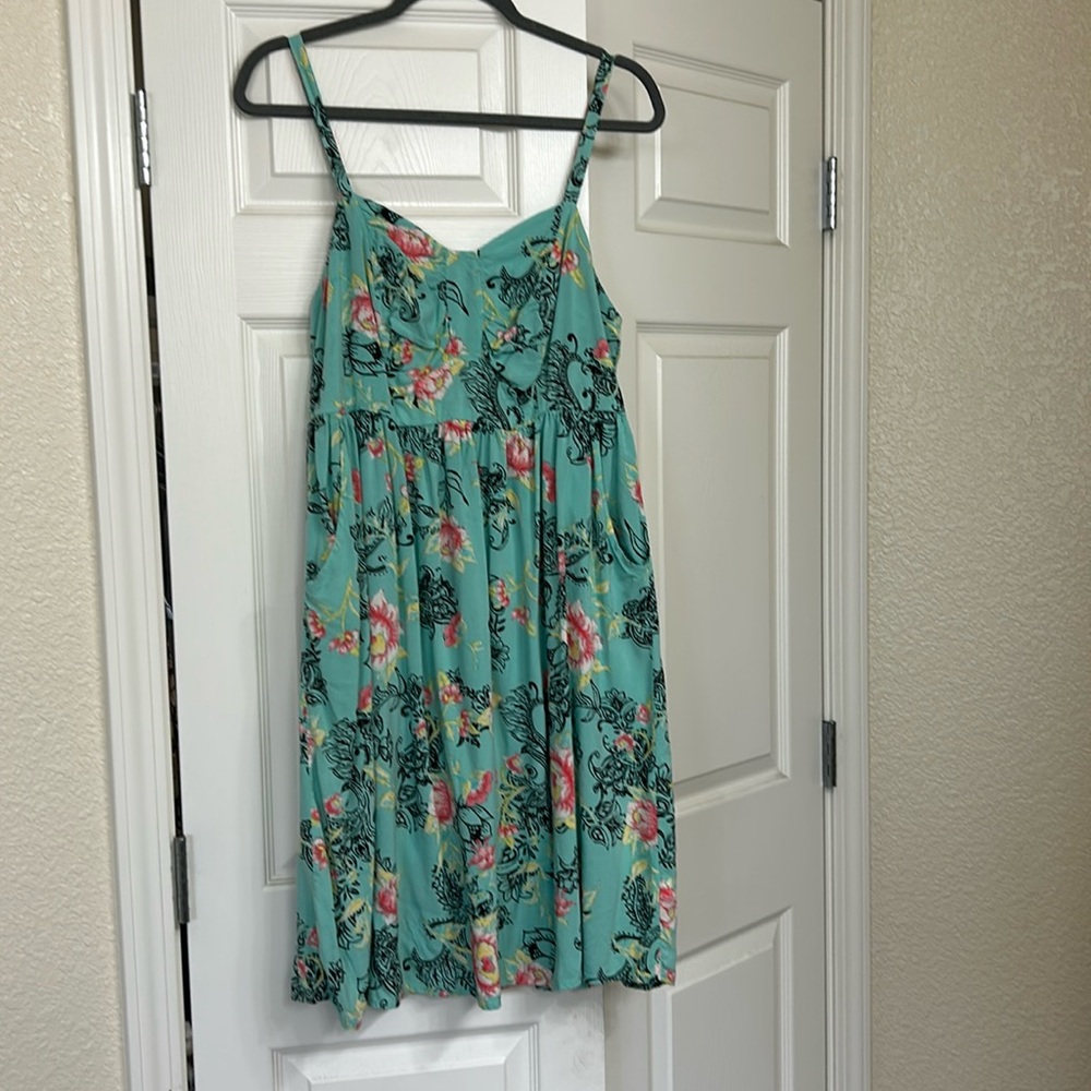 Torrid spaghetti strap summer dress with pockets, size 0